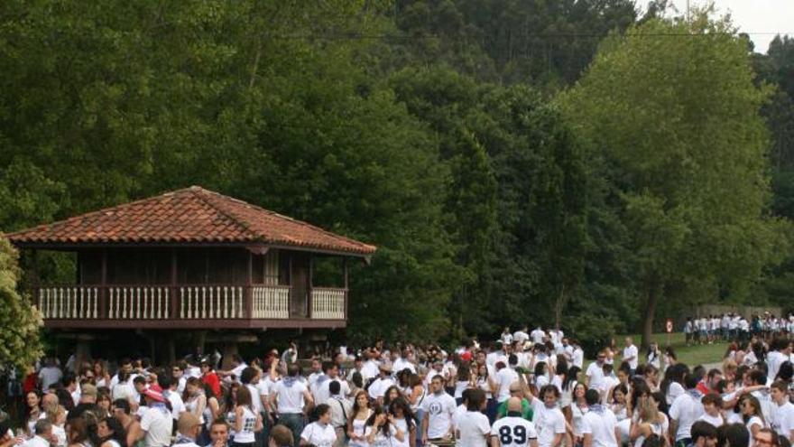 Participantes en el «rally de la sidra» del pasado año en Candás.