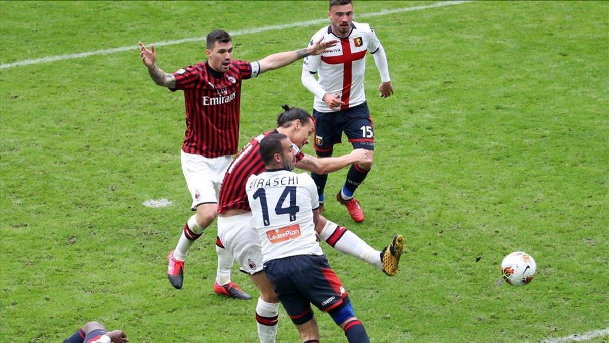 El Milan perdió en San Siro ante el Genoa (1-2)