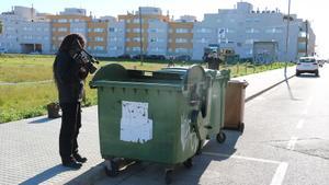 Hallado un bebé muerto en un contenedor de Cubelles