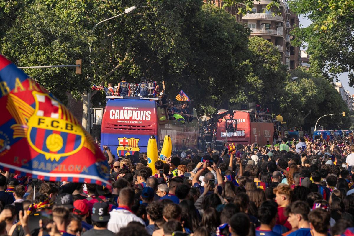 La rúa del Barça por las calles de Barcelona