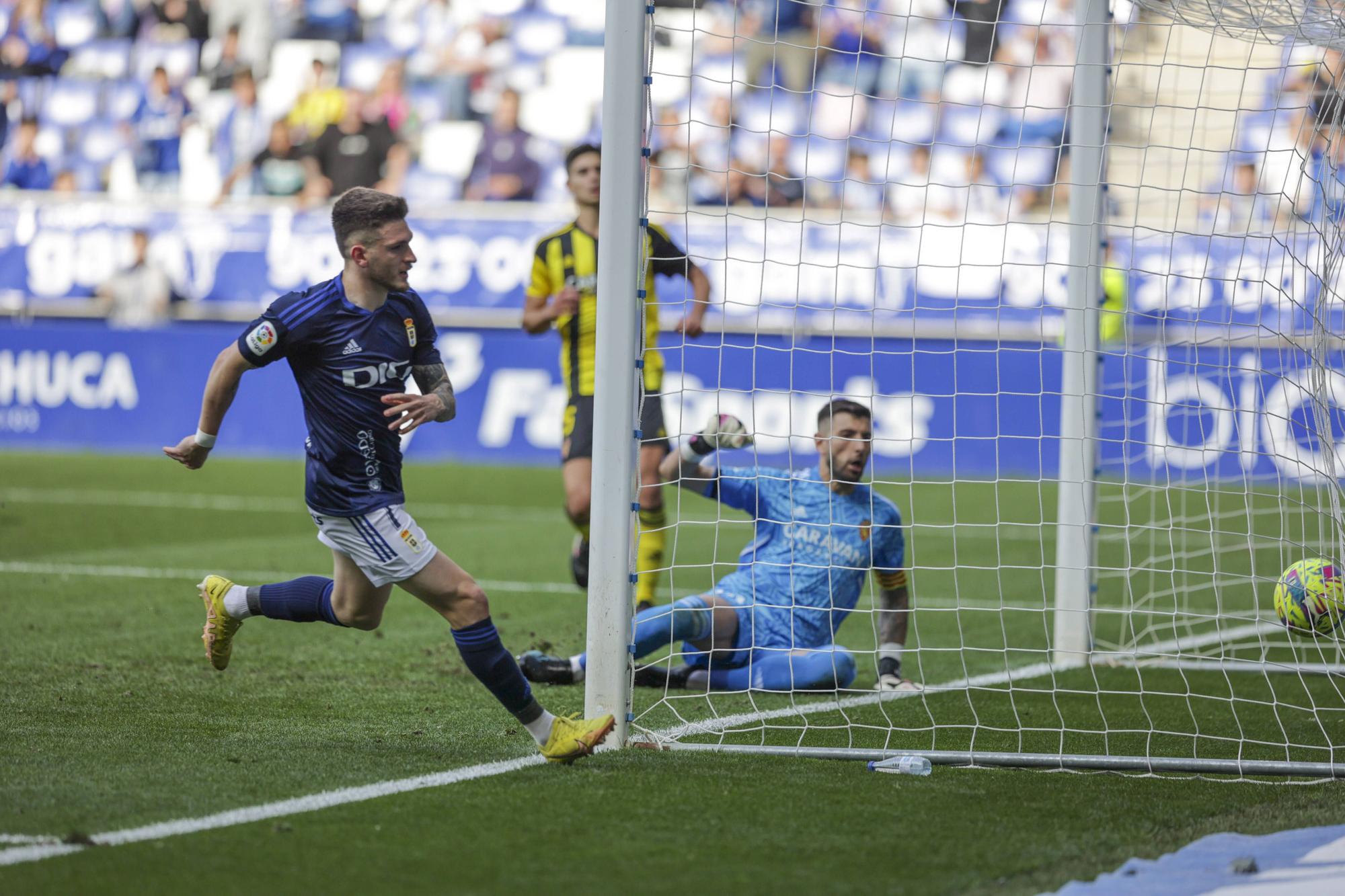 En imágenes: Así fue el partido entre el Real Oviedo y el Zaragoza en el Tartiere