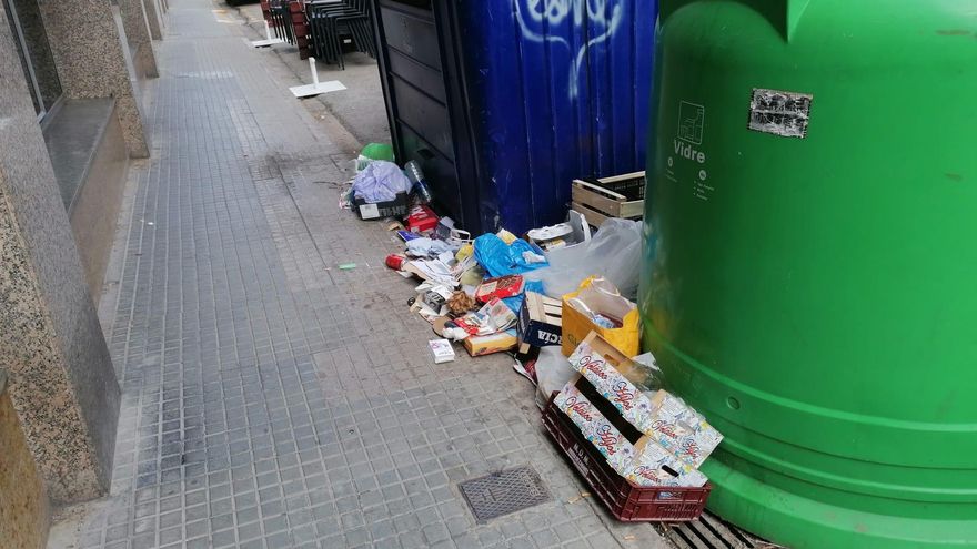 Els treballadors diuen que han de recollir el cartró i envasos a Manresa amb camions obsolets