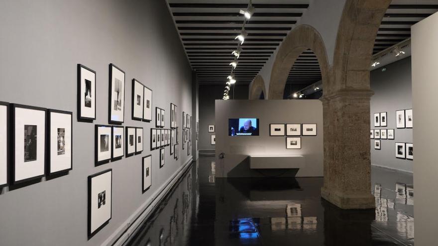 La exposición &#039;Gente y lugares. Gabriel Cualladó en la colección del IVAM&#039;.