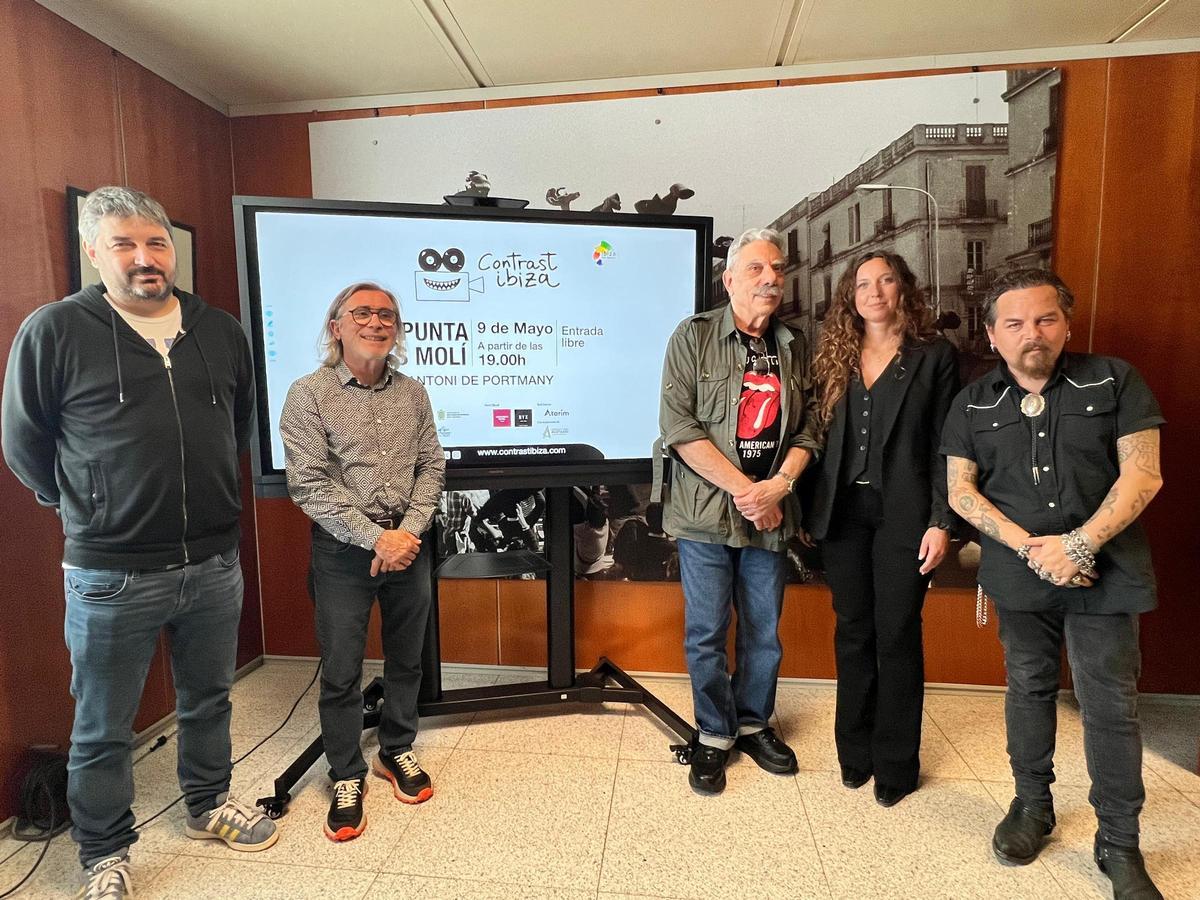 Presentación de Contrast Ibiza, ayer, en la sede del Consell de Ibiza. De izquierda a derecha, David Riu, Miquel Costa, Allan Tannenbaum, Eva Prats y Jimmy Barnatán.