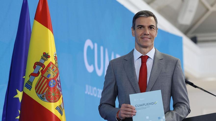 Sánchez asegura que se ve "el final del túnel" con los incendios y avisa: "El negacionismo es el peor de los combustibles"