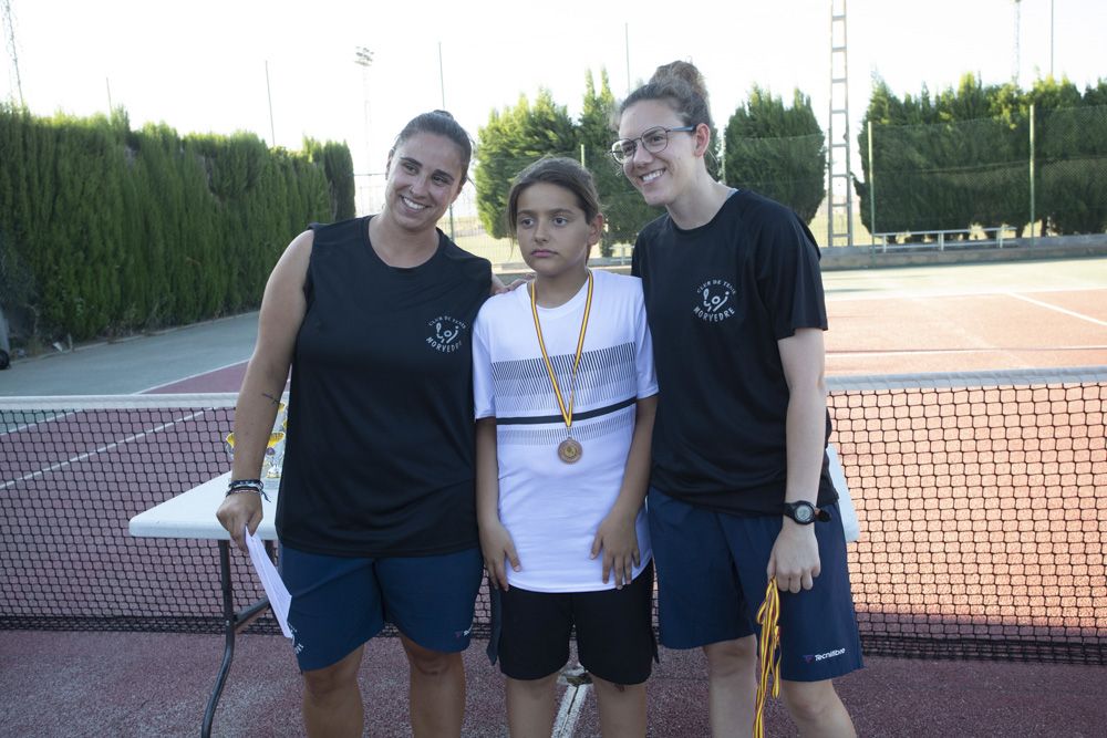 Entrega de trofeos en el fin de temporada del CT Morvedre.