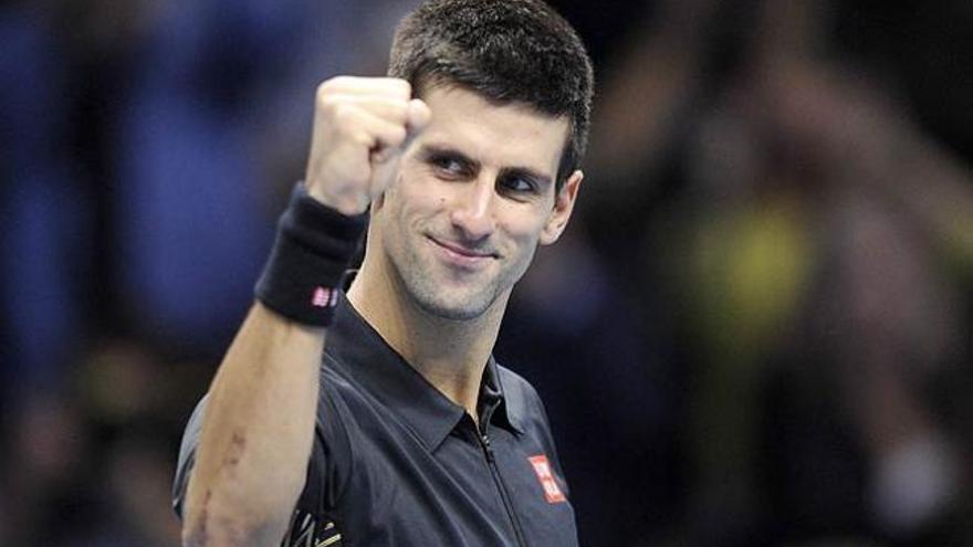 Djokovic celebra su victoria.