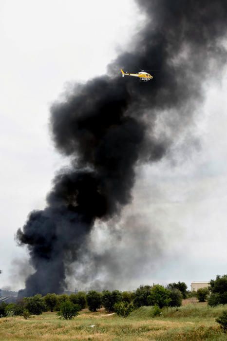 QUINCE HERIDOS EN EXPLOSIONES EN UNA NAVE DE ...