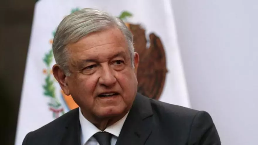 López Obrador, contrario a ponerse la mascarilla, da positivo