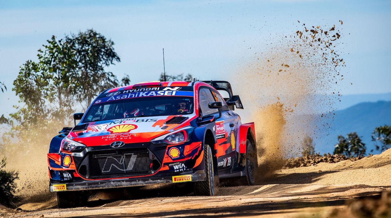 Dani Sordo y Borja Rozada, en su estreno en Portugal