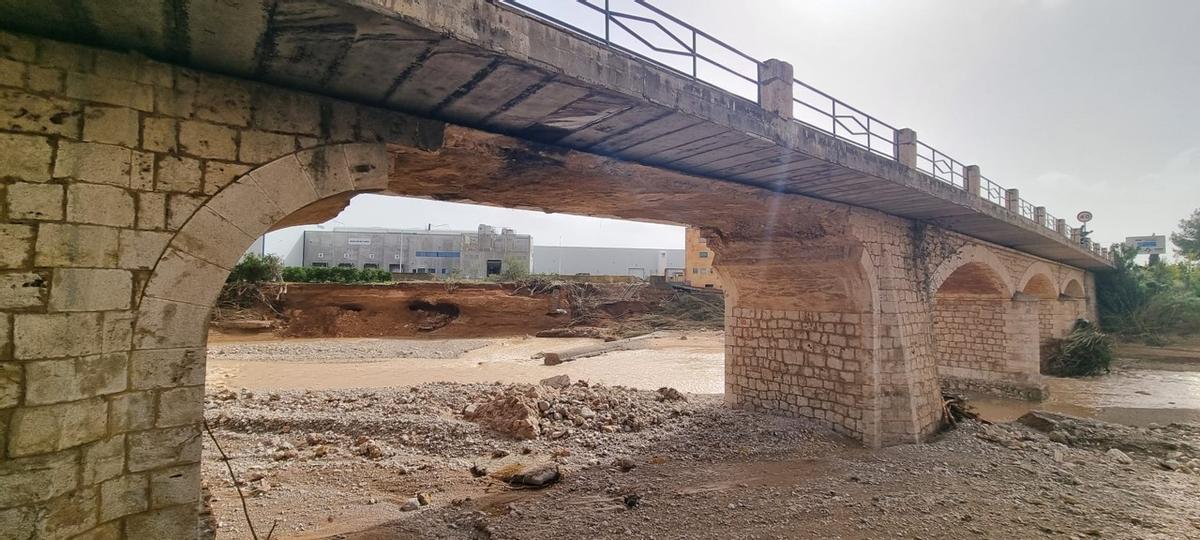 Puente de enlace de Cheste con la A3 dañado por la DANA