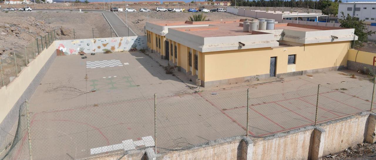 Instalaciones del CEIP El Pedrazo donde el Gobierno de Canarias habilitará un centro para alumnos con necesidades especiales. | | JUAN CASTRO