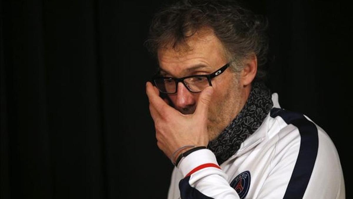 Laurent Blanc, decepcionado con Aurier