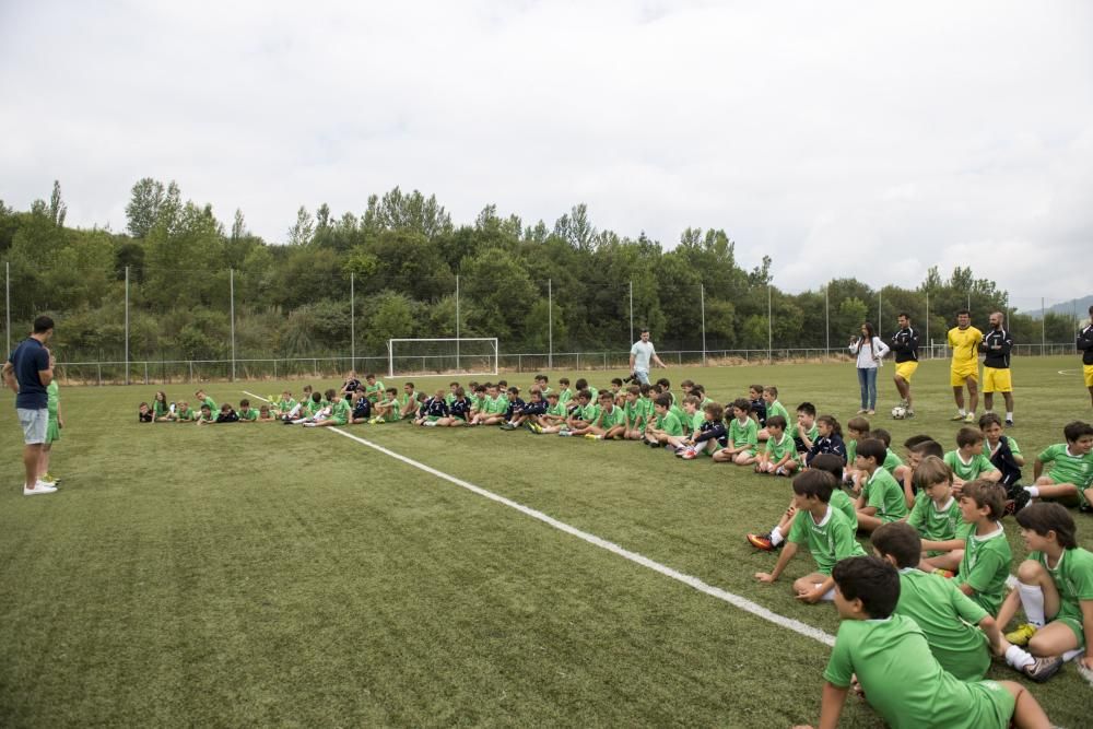 Linares visita el campus del Real Oviedo