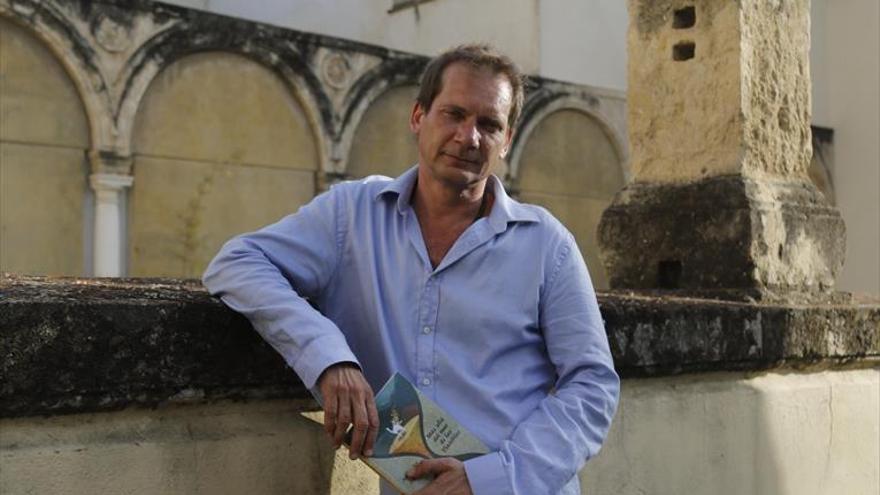 Antonio Álamo presenta en Córdoba ‘Más allá del mar de las tinieblas’