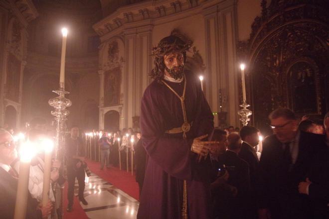 Vía crucis y traslado claustral de Salutación en San Felipe Neri en 2025