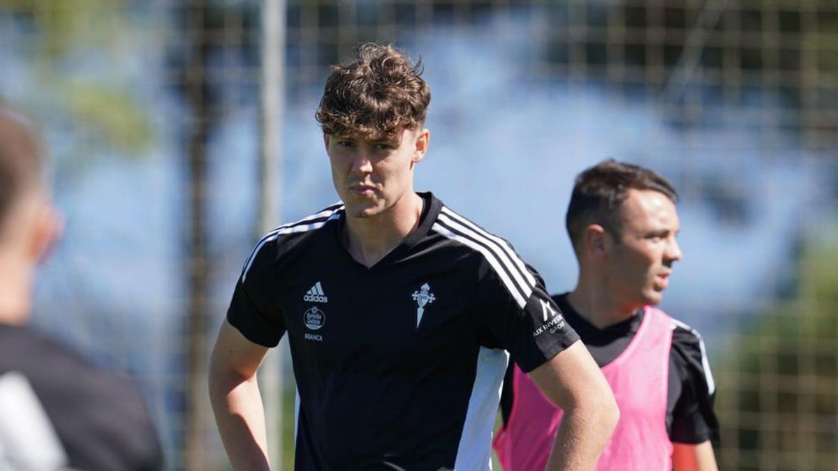 Jörgen Strand Larsen, durante un entrenamiento en Mos.