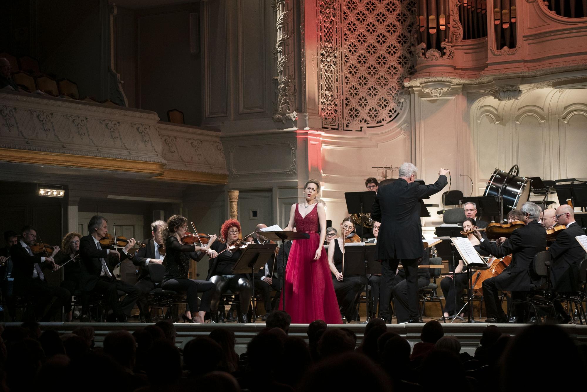 La Orquesta de València toca en París