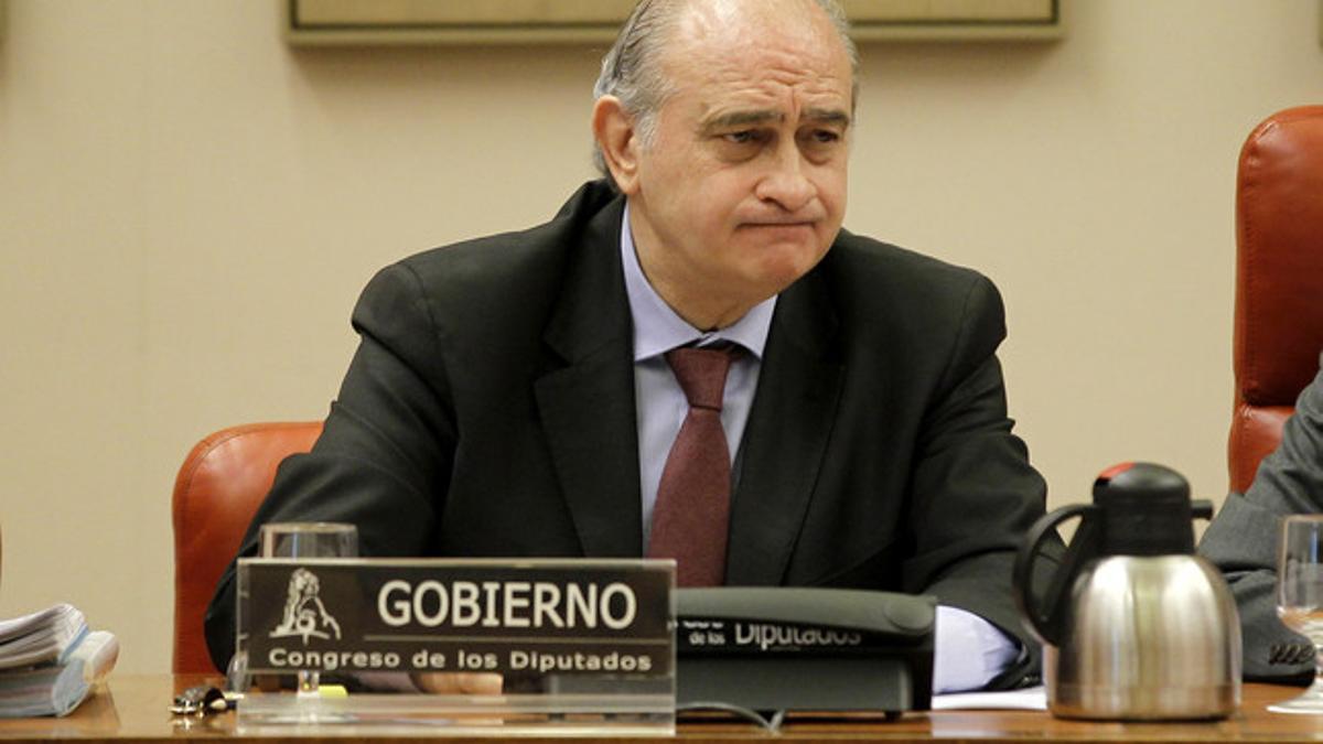 El ministro del Interior, Jorge Fernández Díaz, durante la comisión de Interior del Congreso, este martes.