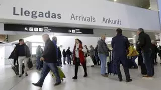 El aeropuerto de Corvera registra cerca de 825.000 viajeros en lo que va de año