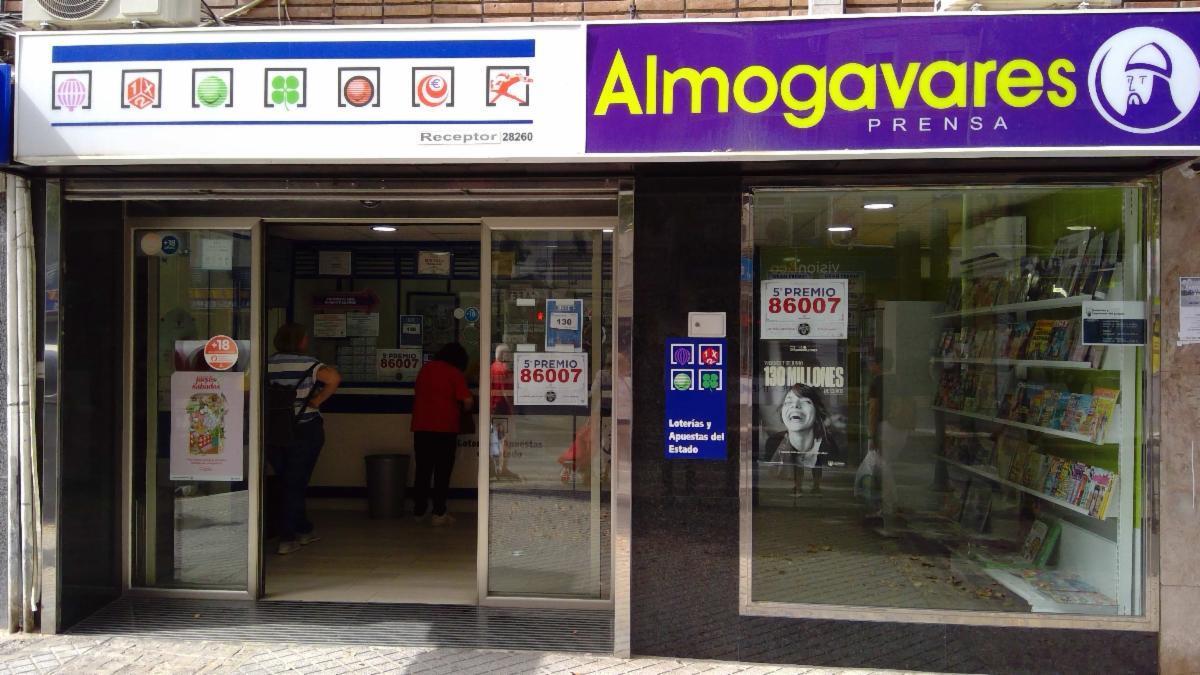 despacho receptor número 28.260 de la capital cordobesa, situado en la calle Pintur Ruiz Saravias, esquina con la avenida de los Almogávares.