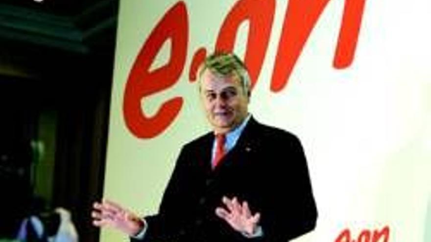 E.ON contraataca con una oferta de 35 euros por cada acción de Endesa