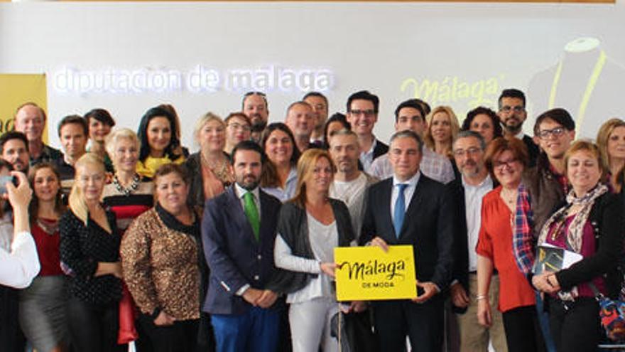 Foto de familia tras la presentación de &#039;Málaga de Moda&#039;.