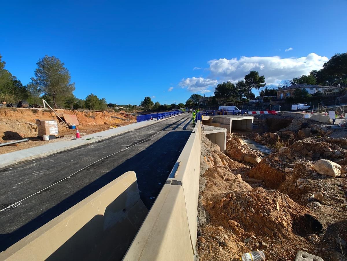 Las obras han consistido en la reparación de la estructura de vigas y la ampliación de la capacidad hidráulica.