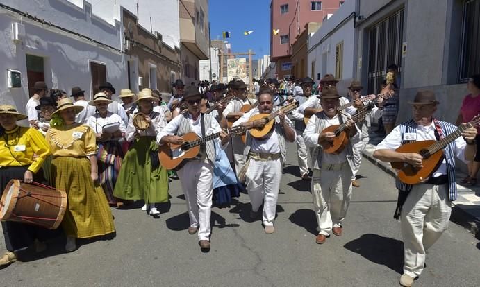 VI Romeria ofrenda San José Obrero, en el Cruce ...