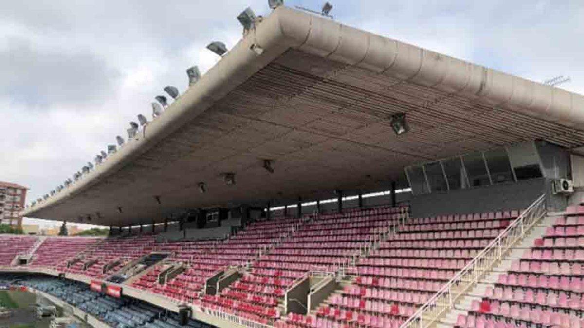 Vista panorámica del Mini Estadi desde el Gol Nord