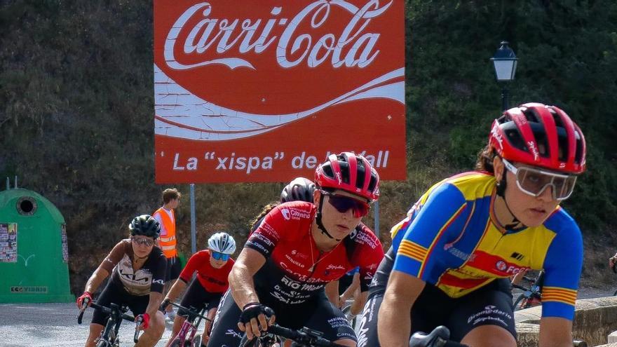 Leyre Almena se proclama ganadora de la I Cursa Ciclista Femenina Ombria del Benicadell de Bèlgida