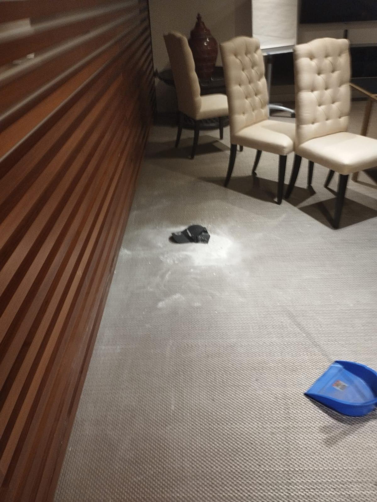 Parte de la cocaína que el detenido esparció sobre los agentes.