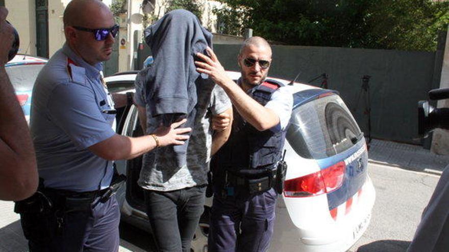 Un dels detinguts per l&#039;assassinat de Jordi Comas custodiat pels Mossos el 27 de maig el 2016