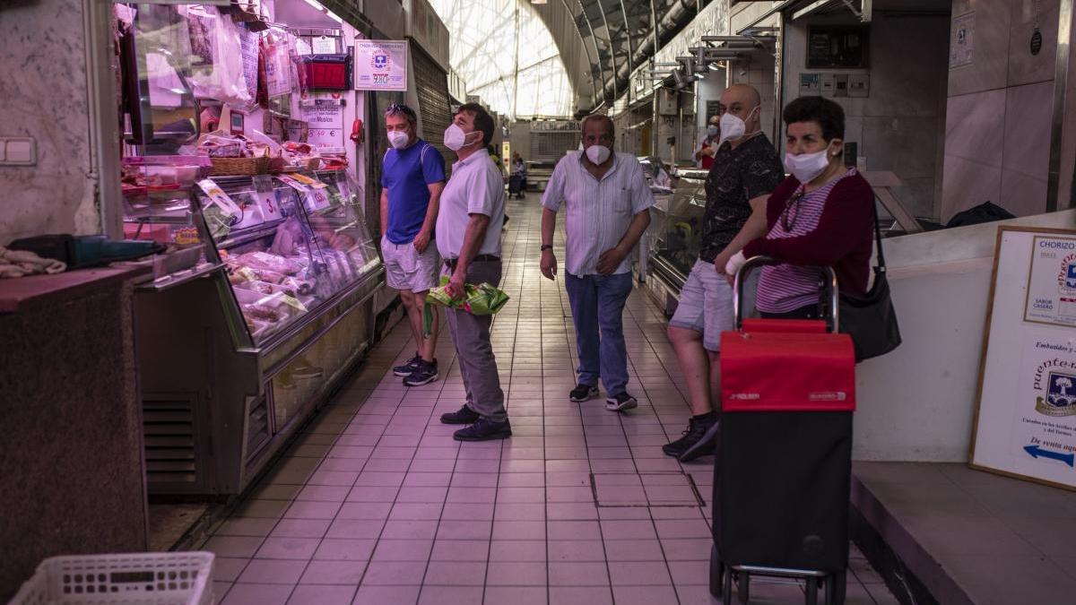 Compras en el Mercado de Abastos de Zamora.