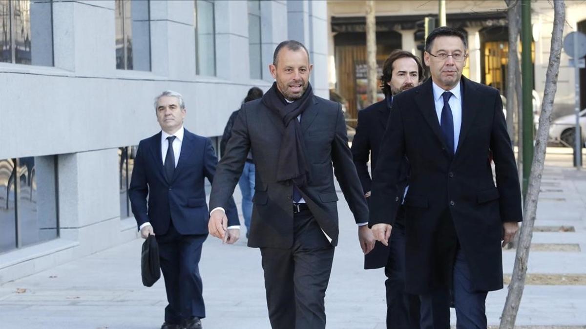 Sandro Rosell y Josep Maria Bartomeu, a su llegada a la Audiencia Nacional.