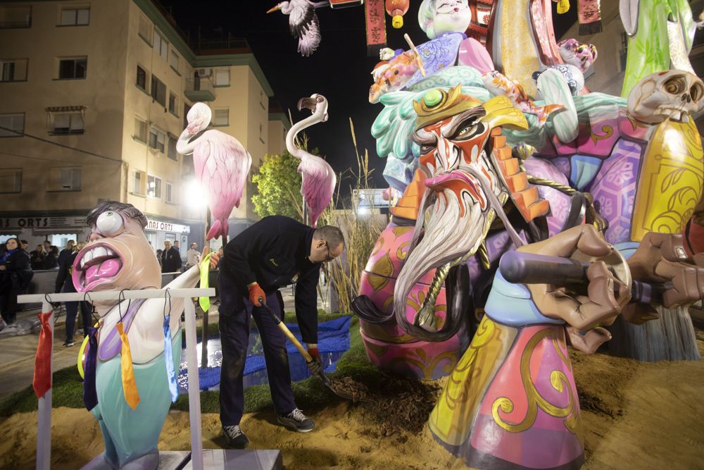 Plantà de las Fallas en Sagunt