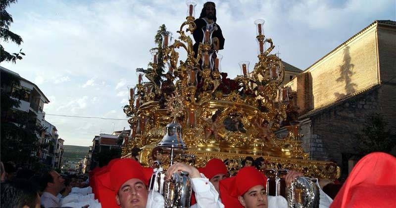 Las imágenes del Lunes Santo en la provincia