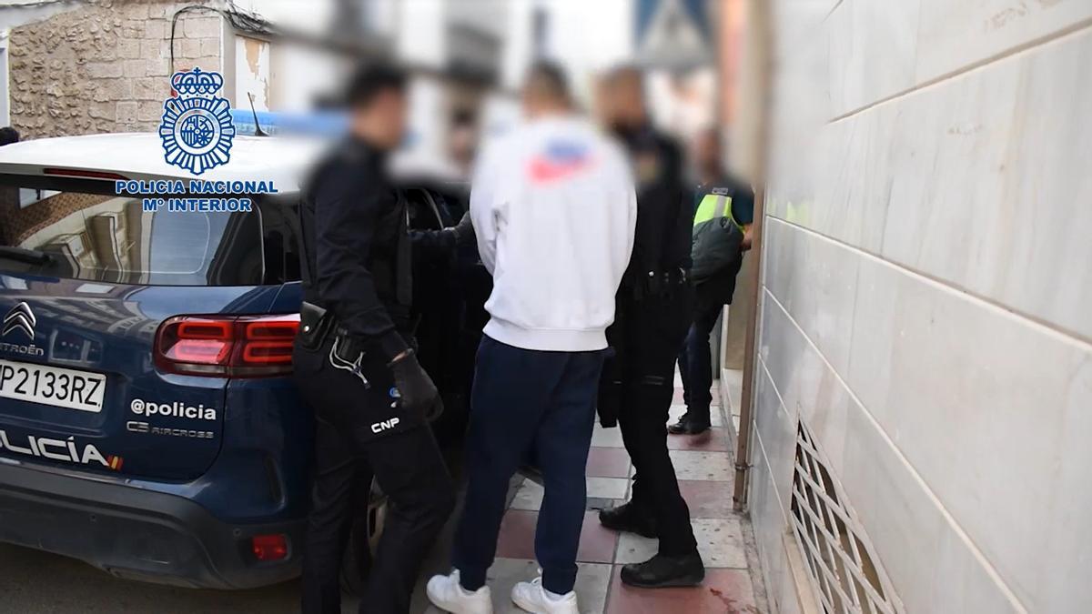 Uno de los detenidos de la red de explotación sexual que operaba en Alicante, Toledo y Madrid.