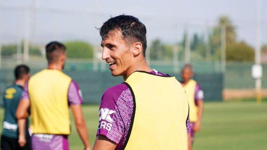 Ante Budimir, entrenando en el Pinatar Arena.