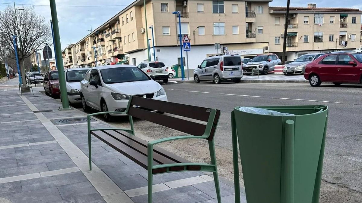 Tramo de avenida Alfonso VII, recién reformado.