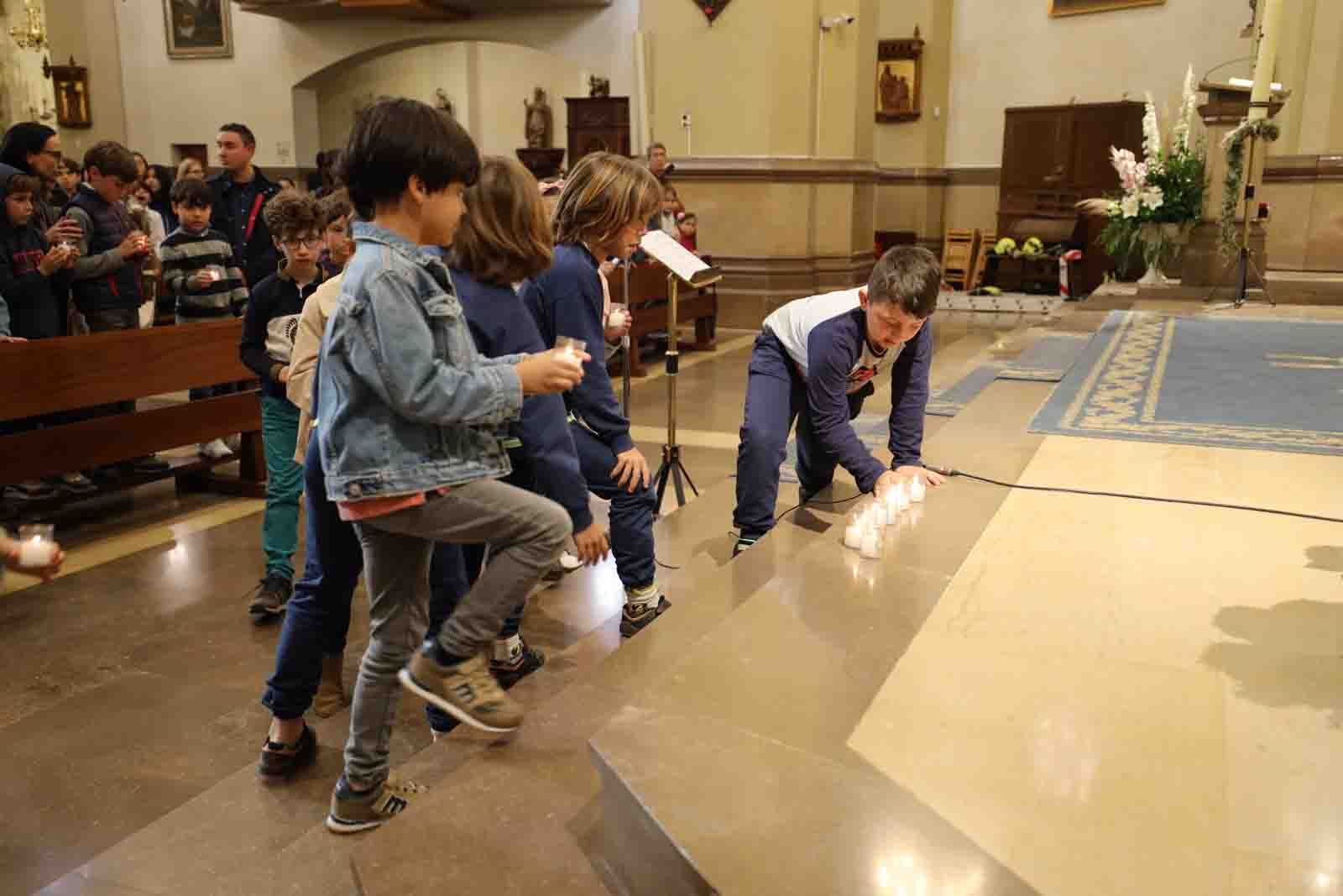 Encuentro de los niños con la Virgen del Lledó en Castelló