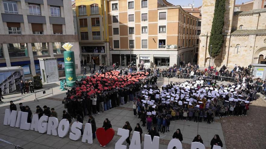 La Milagrosa vuelve a salir a la calle para celebrar este día mundial