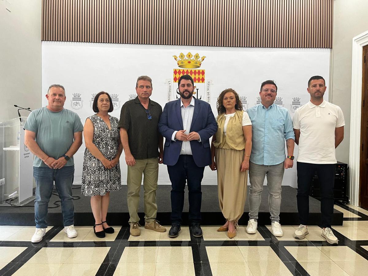 El alcalde, David García, ha anunciado su intención de no presentarse a la reelección en el 2027, arropado por todos los concejales de Centrats en Nules.