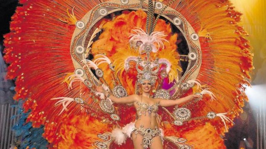 Marta Tabares, reina del Carnaval