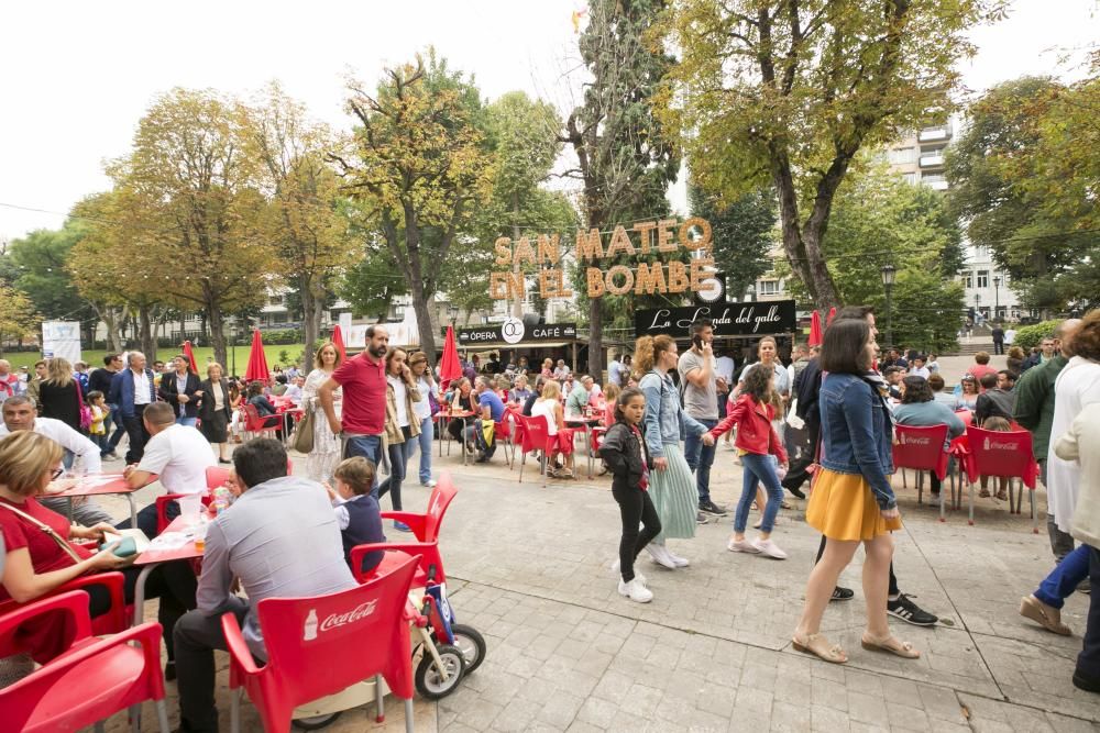 Ambiente y juegos infantiles en el Bombé