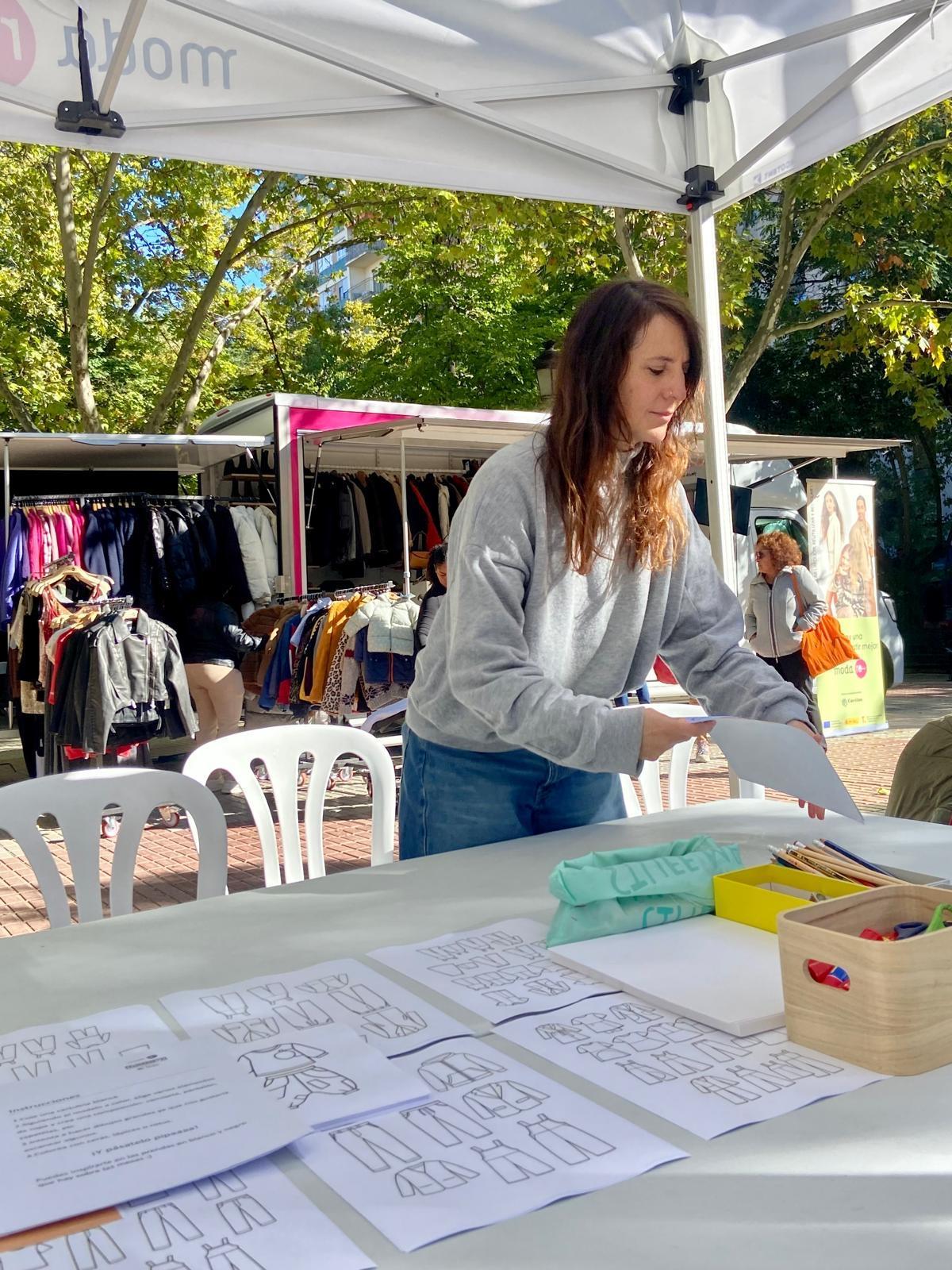 Acción de REMUDARTE este sábado en Cánovas.