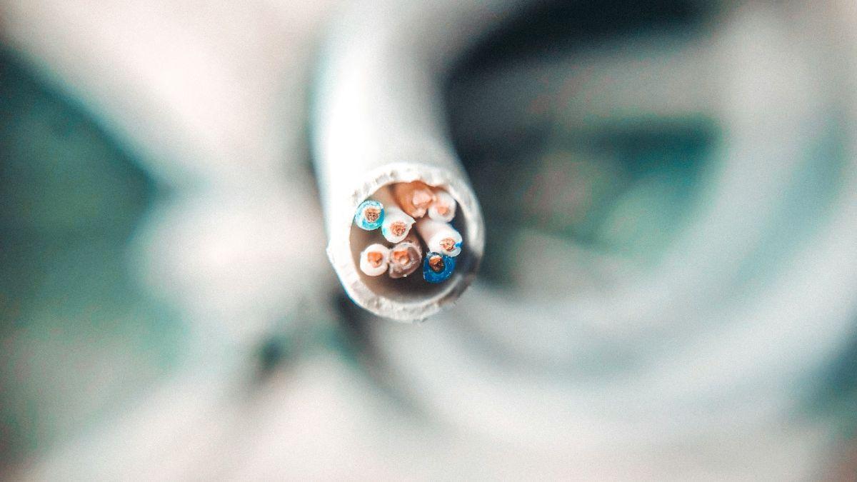 Finlandia prueba un sistema para detectar amenazas en los cables submarinos que sostienen Internet