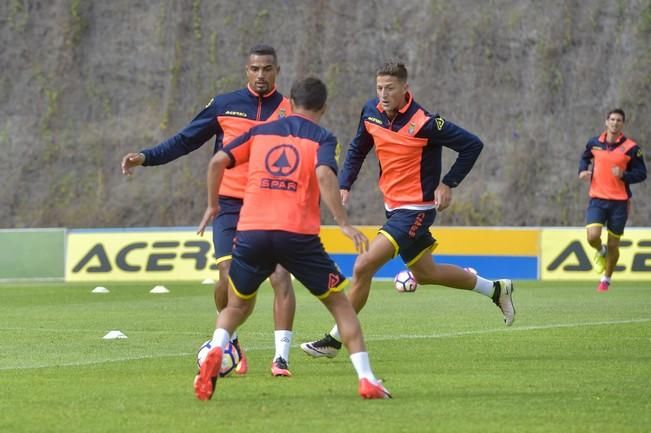 Entrenamiento de la UD Las Palmas, con el nuevo ...