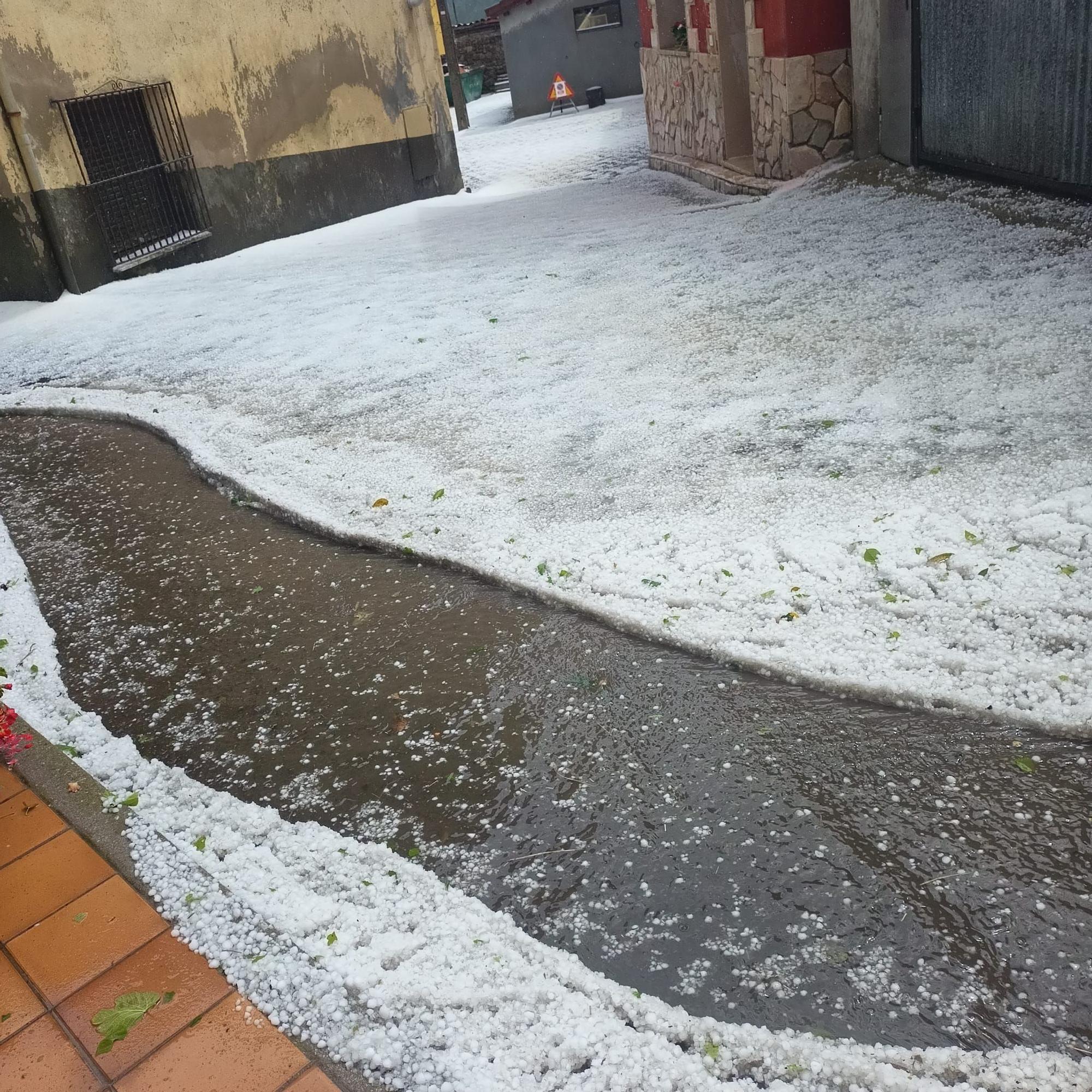 Granizo en Suares (Bimenes)