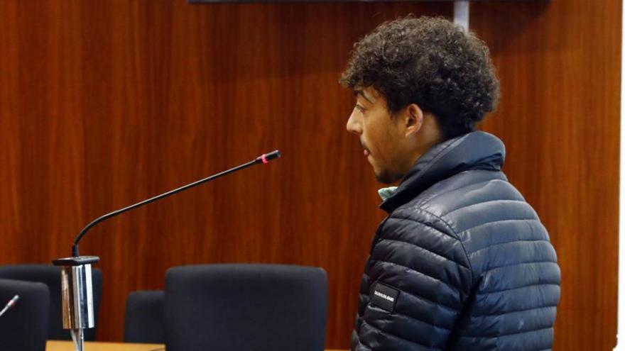 Noel M. H., en el banquillo de los acusados de la Audiencia de Zaragoza. | JAIME GALINDO
